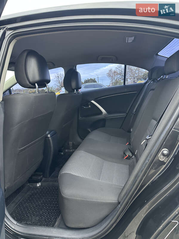 Седан Toyota Avensis 2012 в Кривому Розі фото 14 Седан Toyota Avensis 2012 в Кривому Розі