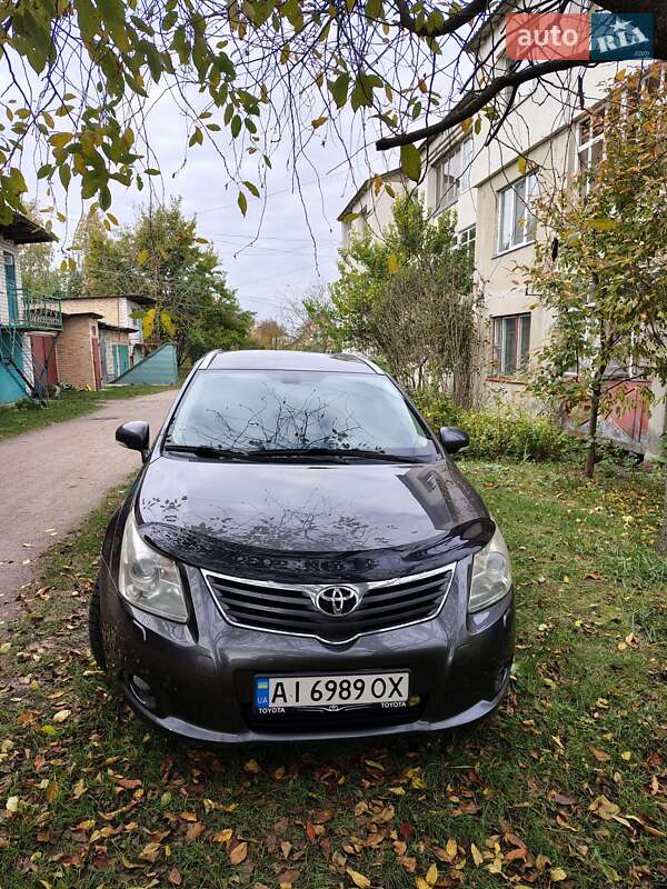 Универсал Toyota Avensis 2009 в 