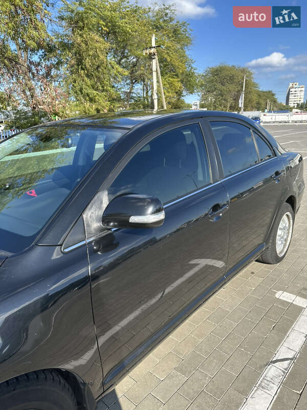 Седан Toyota Avensis 2007 в Одесі