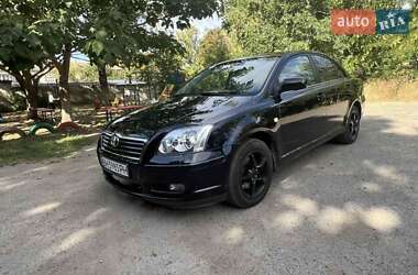 Седан Toyota Avensis 2003 в 