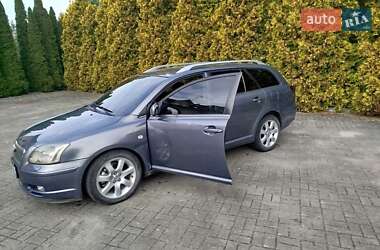 Универсал Toyota Avensis 2003 в  фото 2 Универсал Toyota Avensis 2003 в