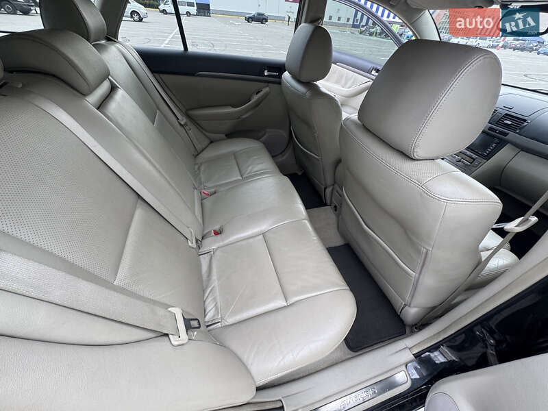 Універсал Toyota Avensis 2007 в Одесі