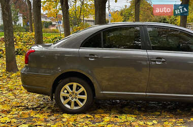 Седан Toyota Avensis 2008 в 