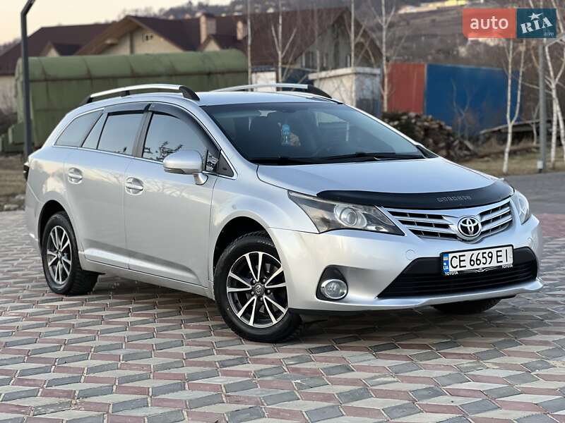 Универсал Toyota Avensis 2012 в 