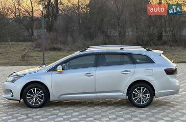 Универсал Toyota Avensis 2012 в 