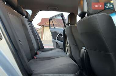 Универсал Toyota Avensis 2012 в 
