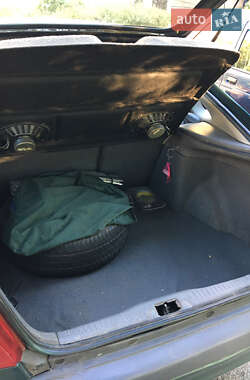 Лифтбек Toyota Avensis 1998 в 