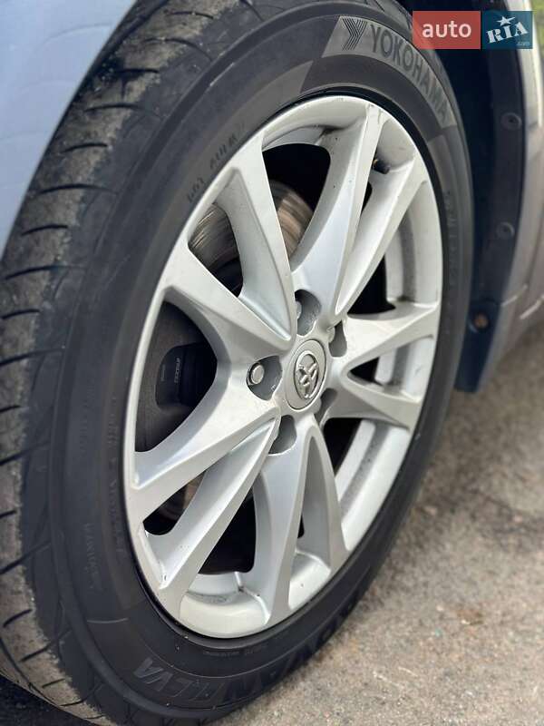 Универсал Toyota Avensis 2010 в Одессе