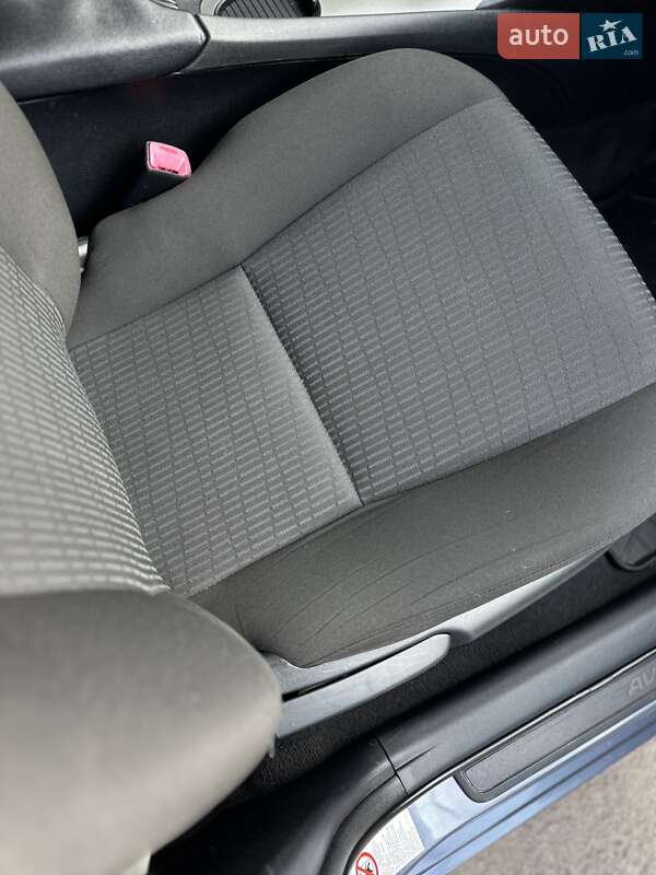 Универсал Toyota Avensis 2010 в Одессе