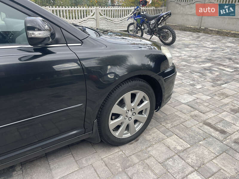 Універсал Toyota Avensis 2007 в Києві