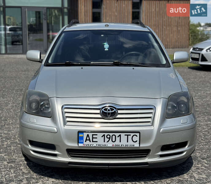 Універсал Toyota Avensis 2003 в Дніпрі