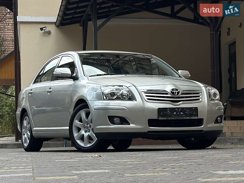 Седан Toyota Avensis 2007 в Дрогобичі