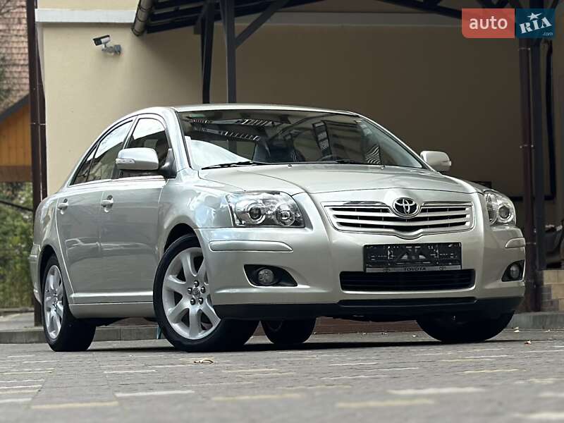 Седан Toyota Avensis 2007 в Дрогобичі