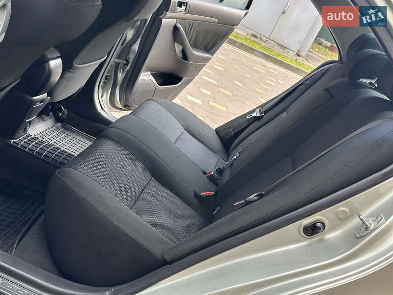 Седан Toyota Avensis 2007 в Дрогобичі