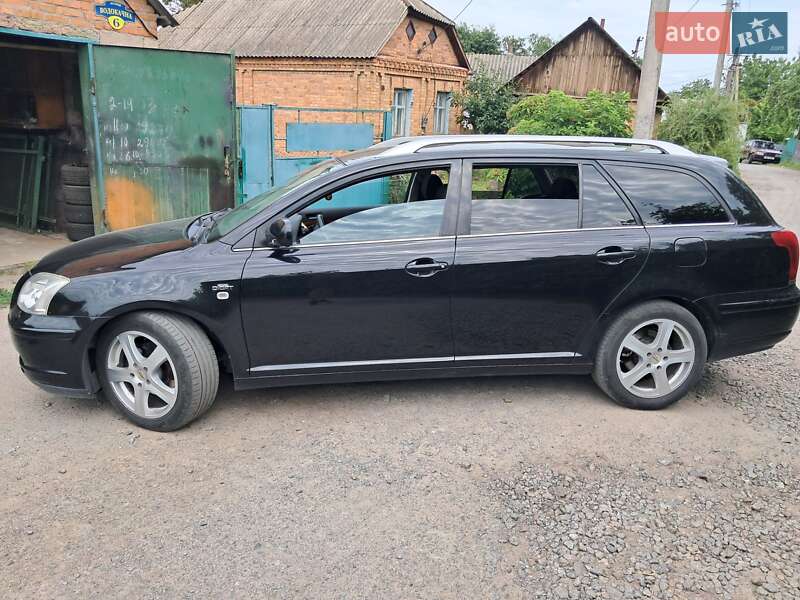 Универсал Toyota Avensis 2006 в Виннице