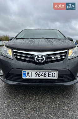 Седан Toyota Avensis 2014 в Белой Церкви
