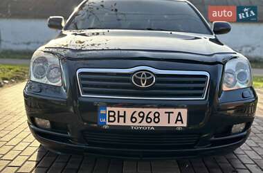 Седан Toyota Avensis 2004 в Березівці