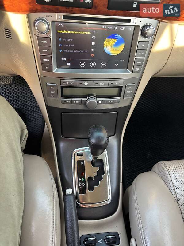 Седан Toyota Avensis 2004 в Березовке фото 24 Седан Toyota Avensis 2004 в Березовке