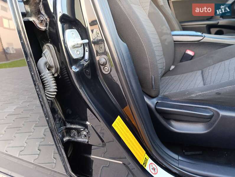 Универсал Toyota Avensis 2010 в Радивилове фото 12 Универсал Toyota Avensis 2010 в Радивилове