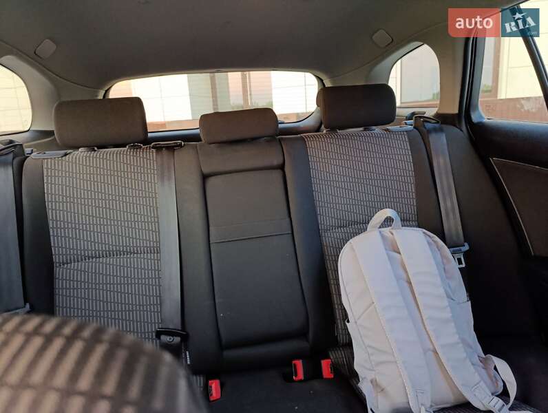 Универсал Toyota Avensis 2010 в Радивилове фото 22 Универсал Toyota Avensis 2010 в Радивилове