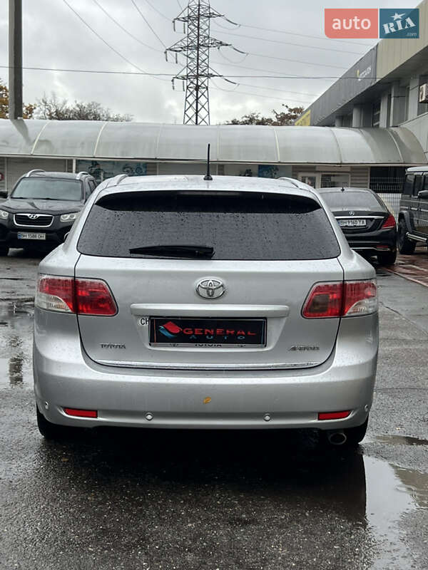 Универсал Toyota Avensis 2009 в Одессе