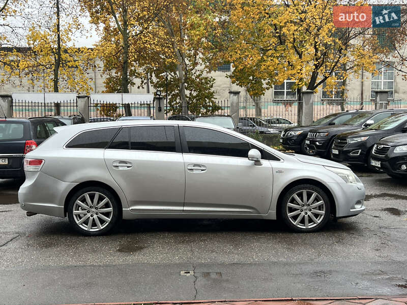 Универсал Toyota Avensis 2009 в Одессе