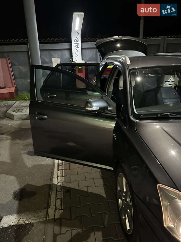 Универсал Toyota Avensis 2008 в Одессе