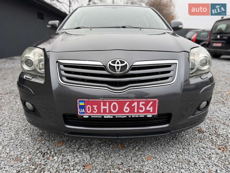Универсал Toyota Avensis 2007 в Луцке