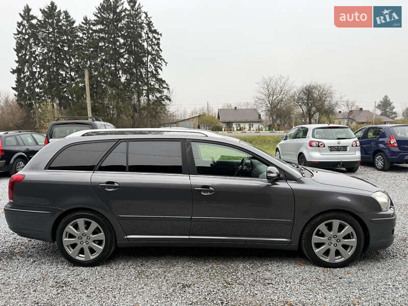 Универсал Toyota Avensis 2007 в Луцке