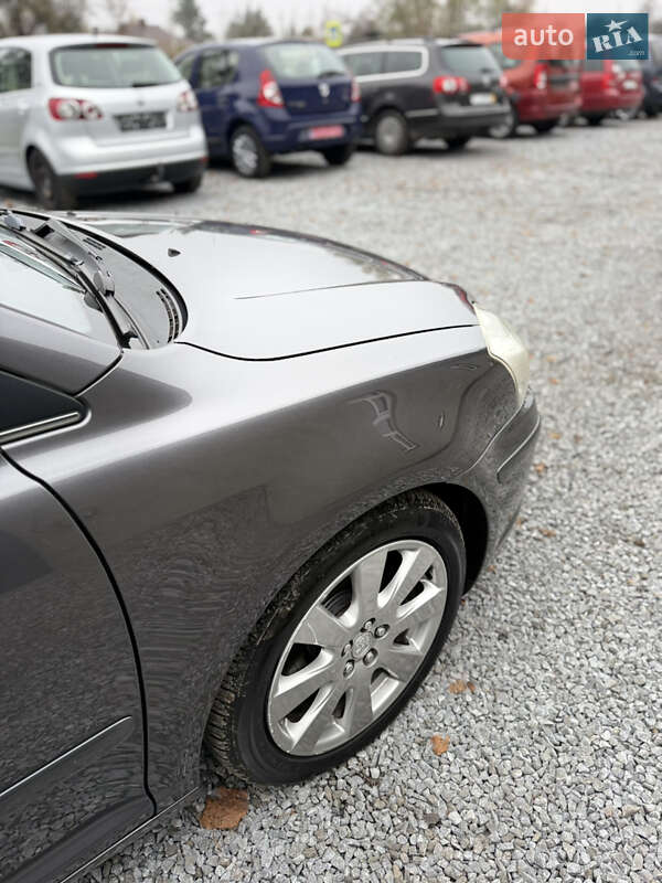 Универсал Toyota Avensis 2007 в Луцке