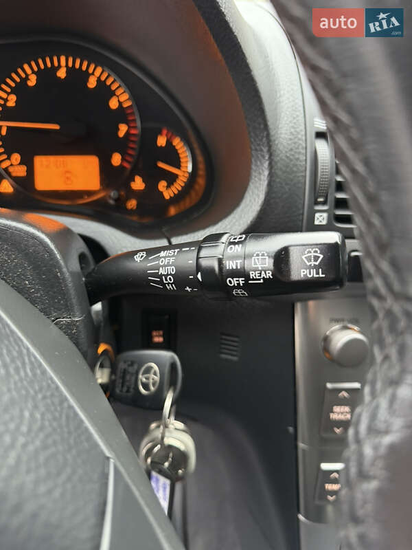 Универсал Toyota Avensis 2007 в Луцке