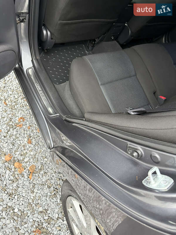 Универсал Toyota Avensis 2007 в Луцке