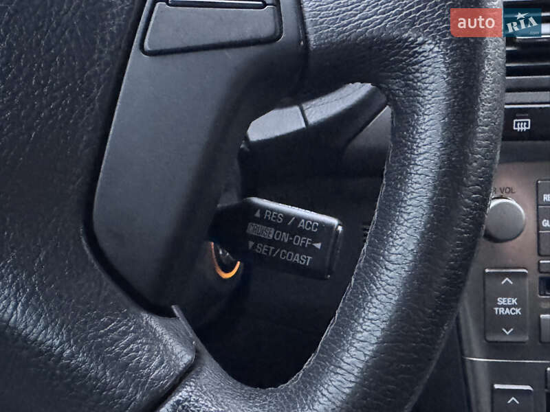 Універсал Toyota Avensis 2006 в Полтаві