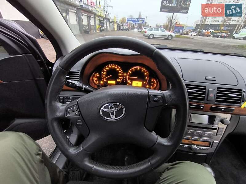 Седан Toyota Avensis 2007 в Вишневом
