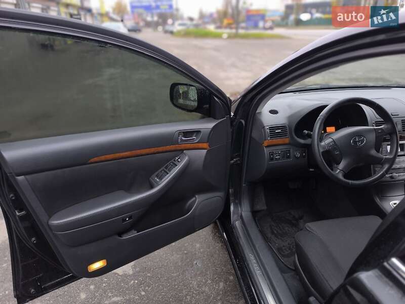Седан Toyota Avensis 2007 в Вишневом