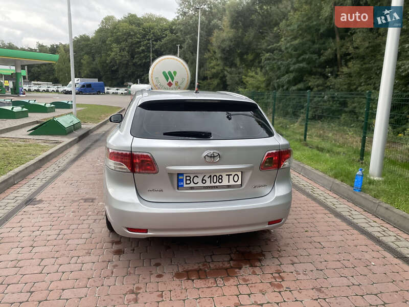 Универсал Toyota Avensis 2010 в Киеве фото 2 Универсал Toyota Avensis 2010 в Киеве