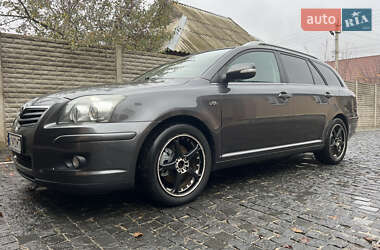 Универсал Toyota Avensis 2007 в Краснограде