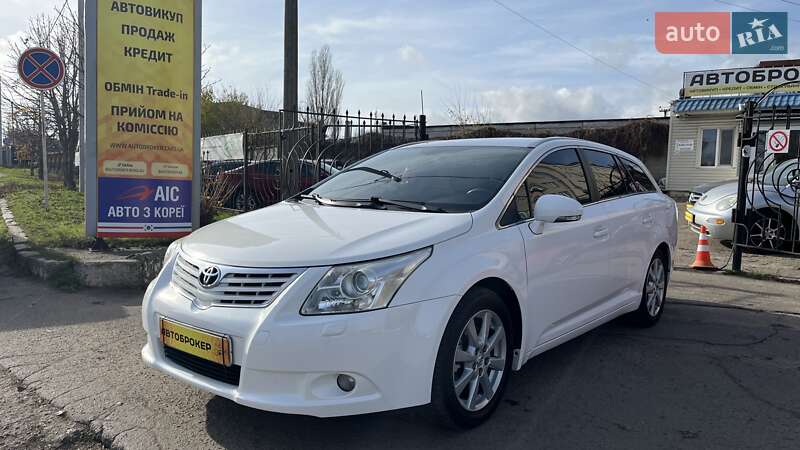 Toyota Avensis 2010 Toyota Avensis 2010