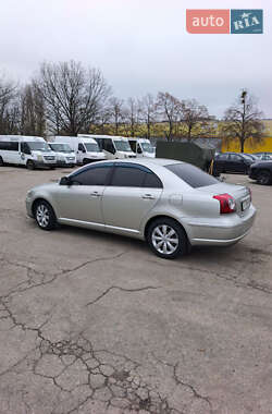 Седан Toyota Avensis 2008 в Киеве