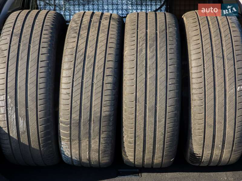 Универсал Toyota Avensis 2009 в Киеве