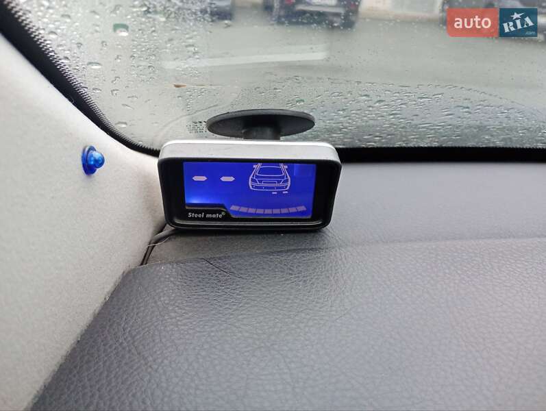 Седан Toyota Avensis 2007 в Киеве