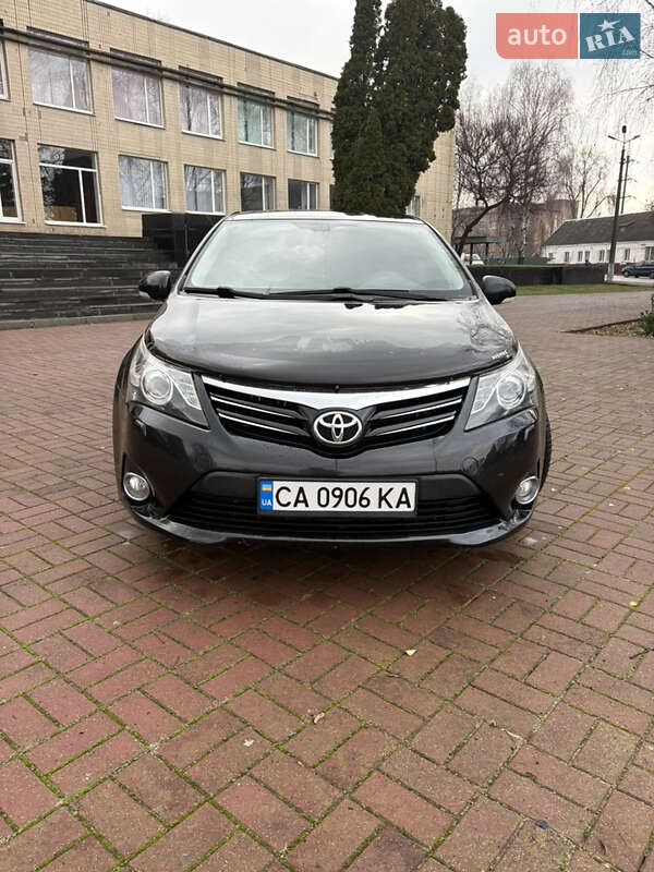 Седан Toyota Avensis 2012 в Черкассах фото 2 Седан Toyota Avensis 2012 в Черкассах