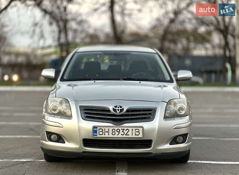 Седан Toyota Avensis 2007 в Одессе
