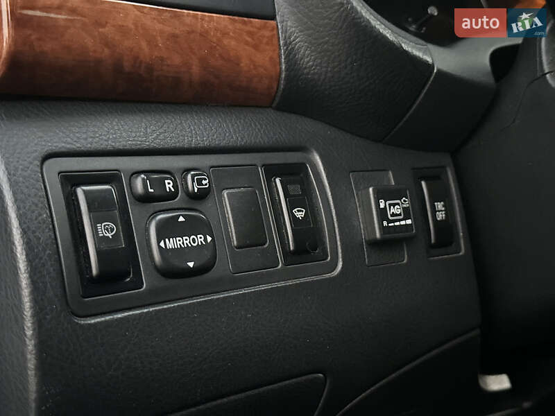 Седан Toyota Avensis 2007 в Одессе