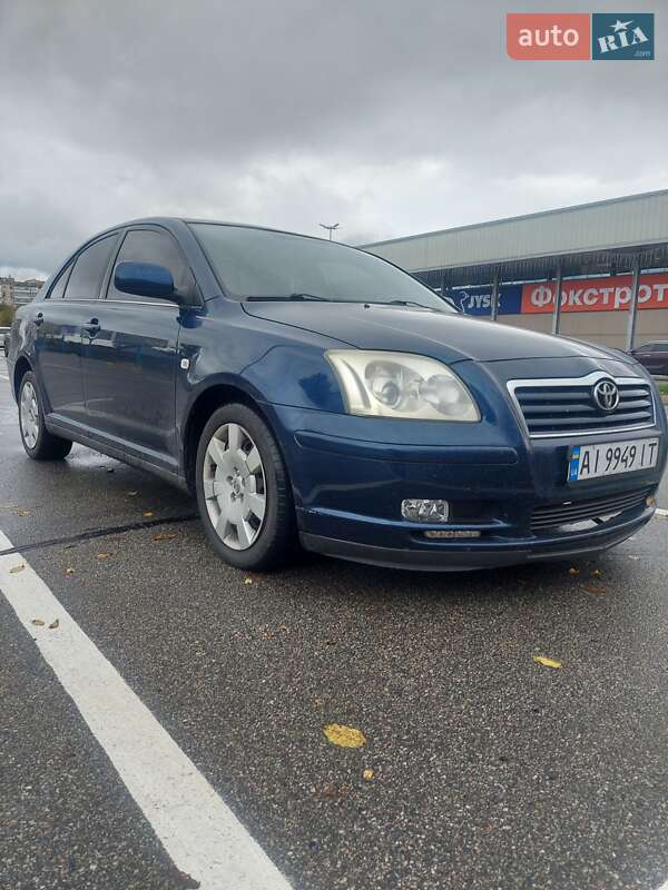 Toyota Avensis 2004