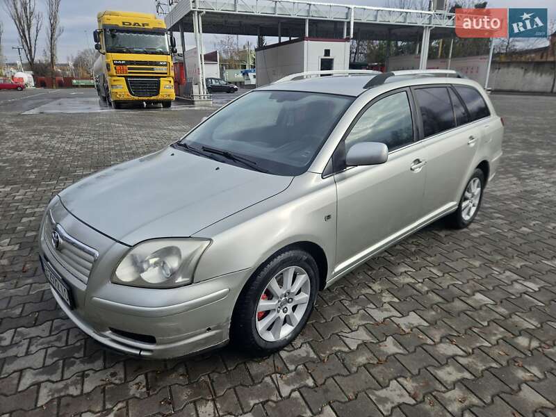Універсал Toyota Avensis 2004 в Вінниці