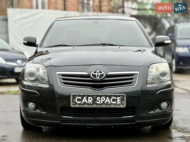 Седан Toyota Avensis 2007 в Одесі