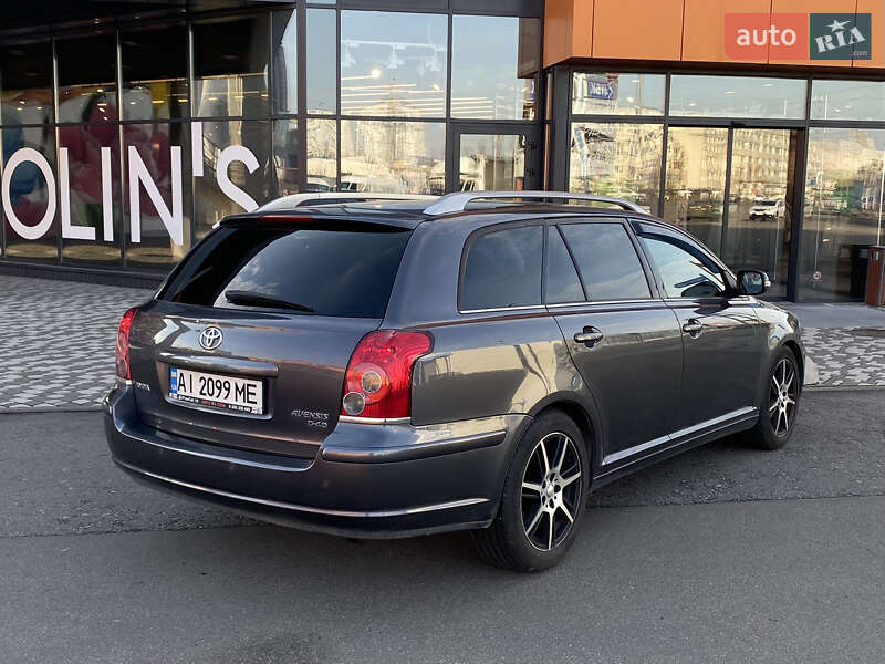 Универсал Toyota Avensis 2008 в Киеве