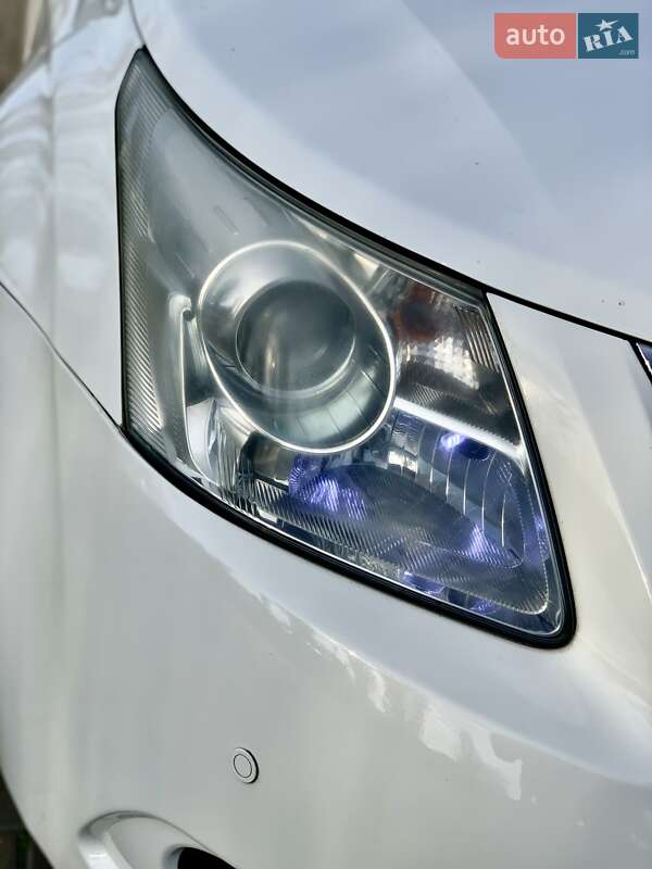 Универсал Toyota Avensis 2009 в Одессе