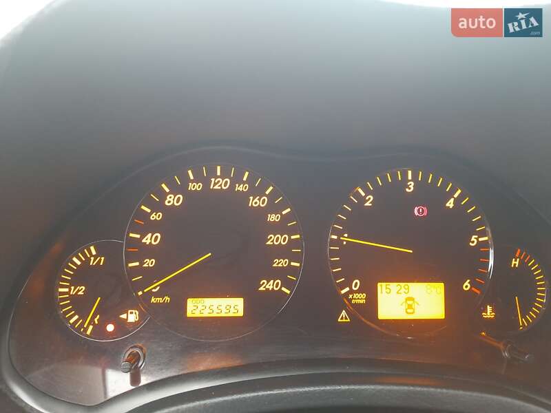 Универсал Toyota Avensis 2008 в Подволочиске